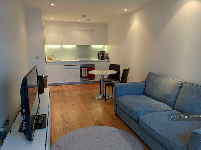 1 Bedroom Flat To Rent In Tiltman Place, London, N7