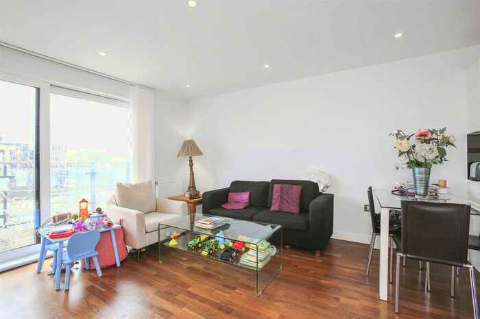 1 Bedroom Flat To Rent In Wharf Street, London, SE8