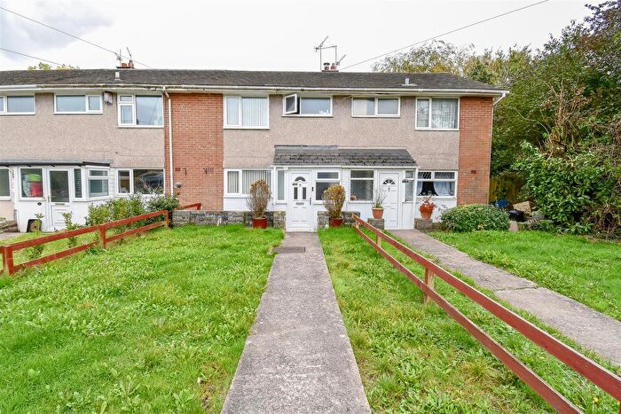 3 Bedroom Terraced House For Sale In Laburnum Close, Barry, CF62
