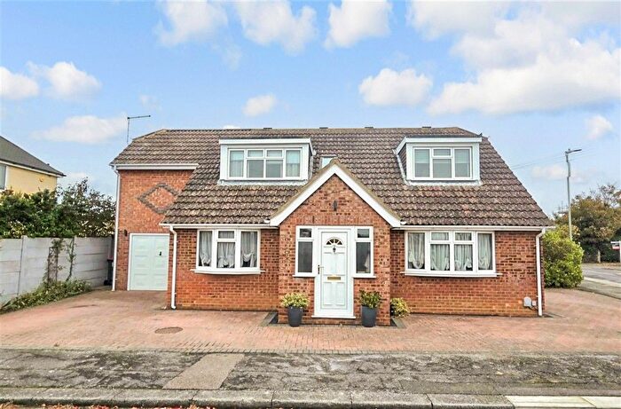 4 Bedroom Detached House For Sale In Longmead Close, Herne Bay, Kent, CT6