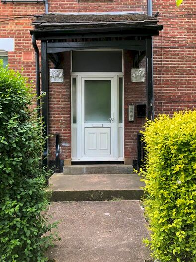 1 Bedroom Flat To Rent In Walm Lane, London, NW2