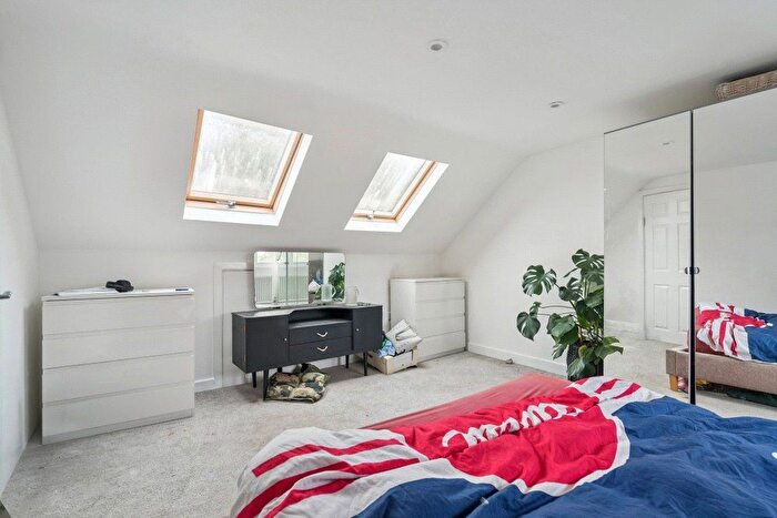 3 Bedroom End Of Terrace House For Sale In Ash Grove, Harefield, UB9