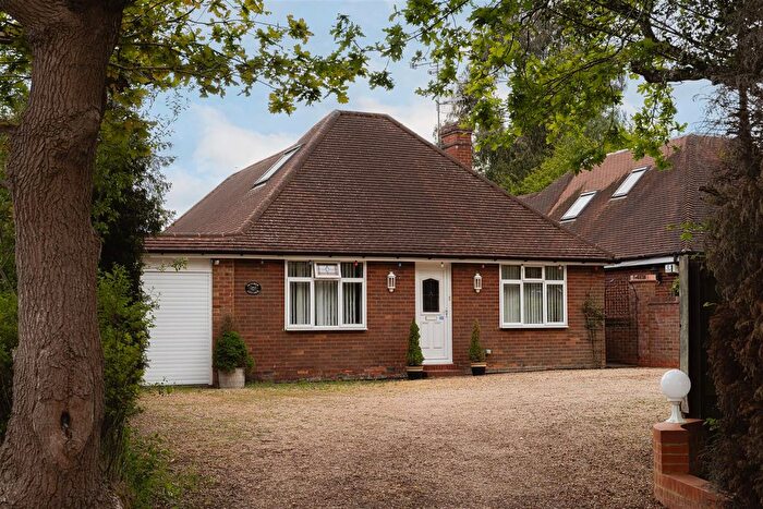 3 Bedroom Detached House For Sale In Horsham Road, Capel, Dorking, RH5