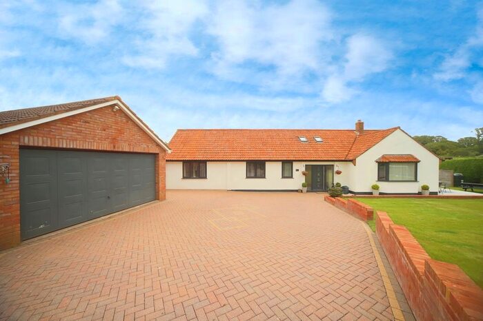 4 Bedroom Detached Bungalow For Sale In Hilltop Lane, Kilve, Bridgwater, TA5