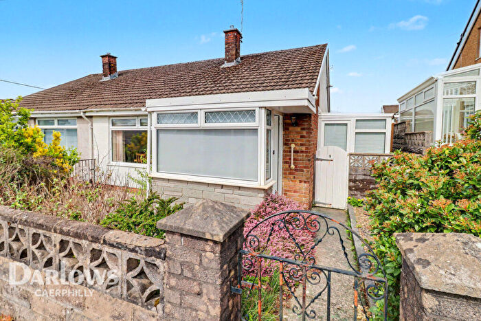 2 Bedroom Semi-Detached Bungalow For Sale In Shirdale Close, Hengoed, CF82