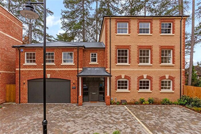 5 Bedroom Detached House To Rent In Scholars Row, Ascot, Berkshire, SL5