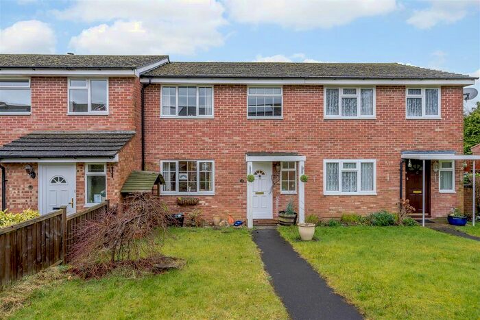 3 Bedroom Terraced House For Sale In Oakfields Close, Ecchinswell, Newbury RG20