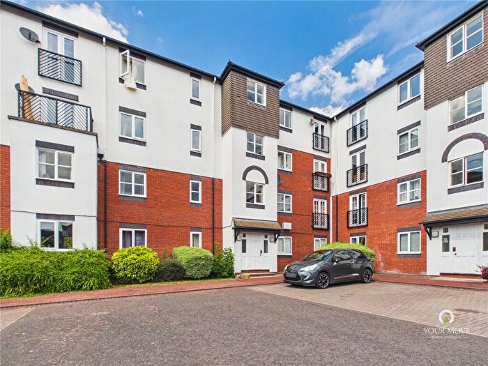 2 Bedroom Flat To Rent In Foundry Court, Newcastle Upon Tyne, Tyne And Wear, NE6