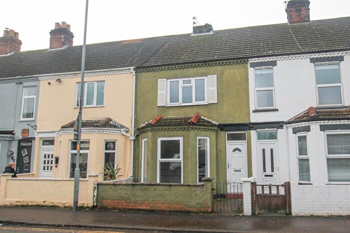 3 Bedroom Terraced House To Rent In Mill Road, Cobholm, Great Yarmouth., NR31