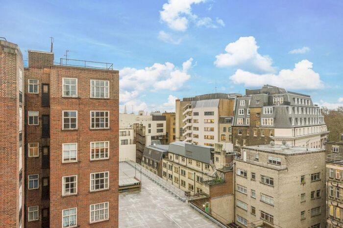 2 Bedroom Flat To Rent In Hertford Street, London, W1J