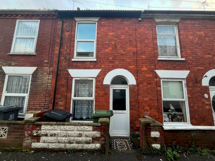 2 Bedroom Terraced House To Rent In School Road, Great Yarmouth, NR30