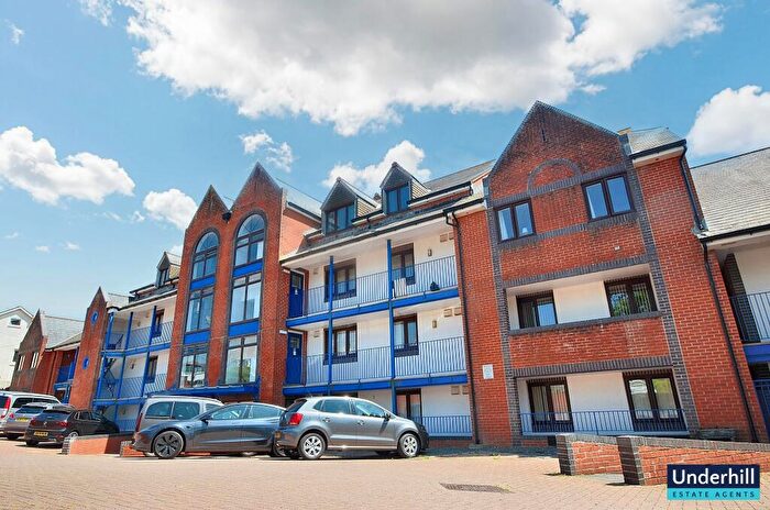 2 Bedroom Flat For Sale In Dawlish, EX7