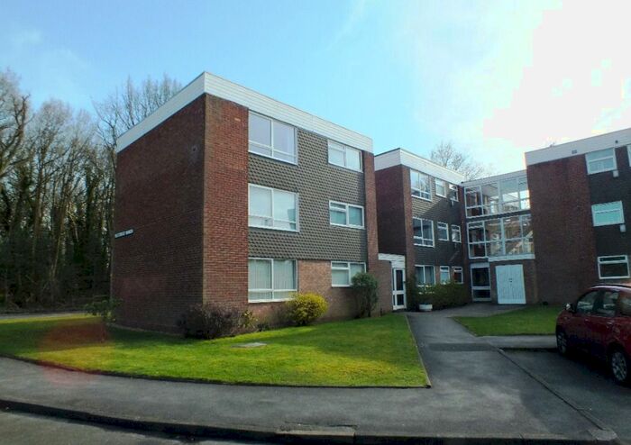 2 Bedroom Flat To Rent In Westridge Manor, Firs Drive, Shirley, Solihull B90