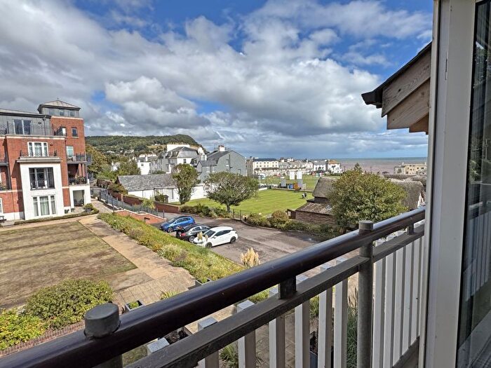 3 Bedroom Flat For Sale In Manor Road, Sidmouth, EX10