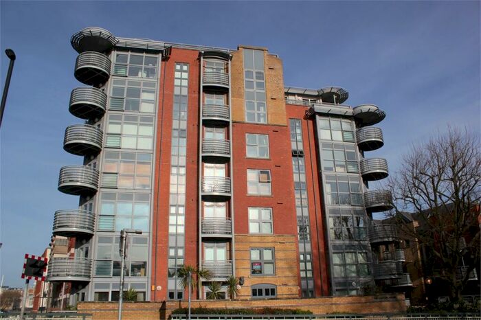 3 Bedroom Apartment To Rent In The Custom House, Redcliff Backs, Bristol, BS1