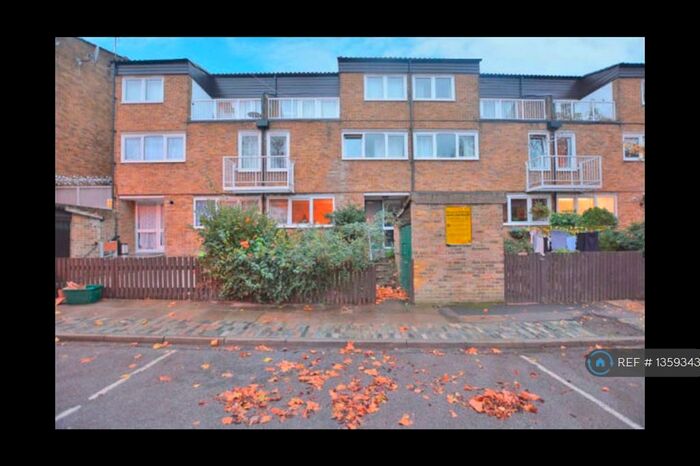 Studio To Rent In London, London, N5