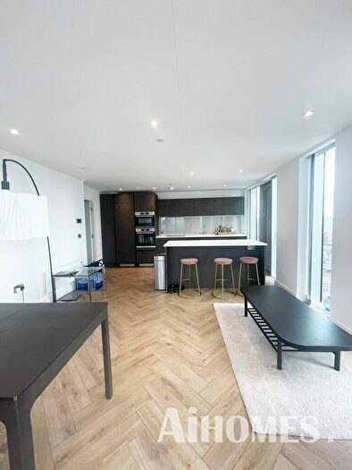 2 Bedroom Flat For Sale In Elizabeth Tower, Chester Road, Manchester, M15