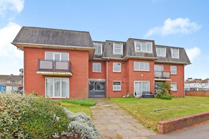 2 Bedroom Flat To Rent In Chatsworth Court, Shoreham By Sea, BN43