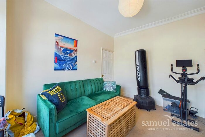 2 Bedroom Flat To Rent In Cowper Road, Wimbledon, SW19