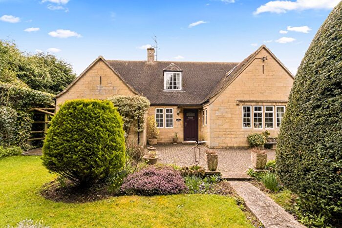 3 Bedroom Property For Sale In Sentosa, Letch Lane, Bourton-On-The-Water, Cheltenham, Gloucestershire, GL54