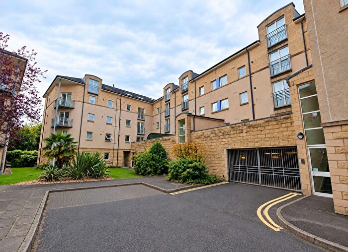 2 Bedroom Flat For Sale In /, Crewe Road North, Edinburgh, Edinburgh, EH5