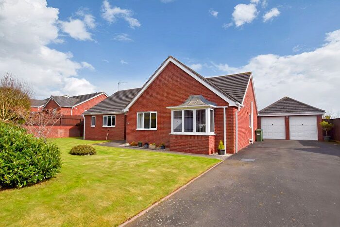 3 Bedroom Detached Bungalow For Sale In Ellam Piece, Cheswardine, TF9