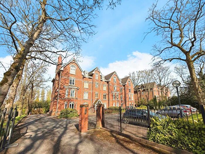 2 Bedroom Flat To Rent In Ellesmere Lodge, Ellesmere Road, Monton, M30