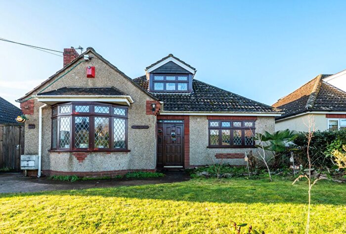 3 Bedroom Bungalow For Sale In Frampton End Road, Frampton Cotterell, Bristol, Avon, BS36