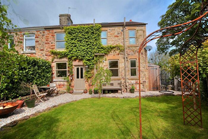 4 Bedroom Semi Detached House For Sale In Butts Hill, Totley, S17