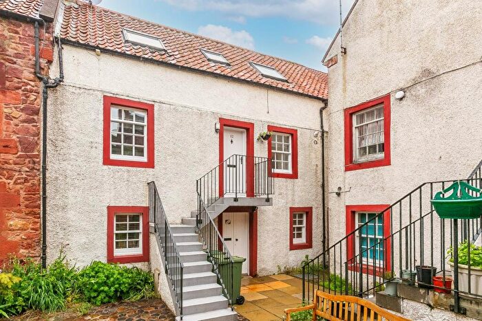 2 Bedroom Flat For Sale In Lawson Court, Dunbar, EH42