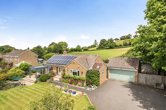 3 Bedroom Bungalow For Sale In Stocklinch, Ilminster, Somerset, TA19