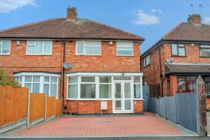 3 Bedroom Semi-Detached House To Rent In Bryngarth Crescent, Goodwood, Leicester, LE5