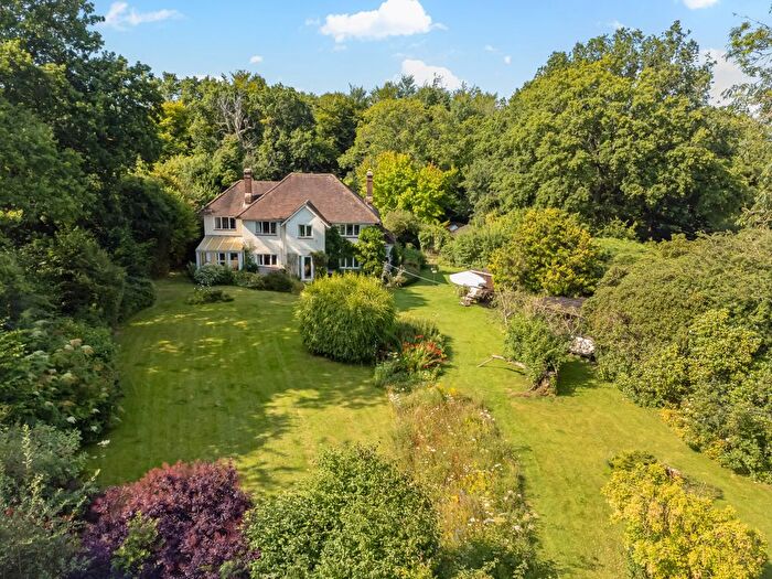 4 Bedroom Detached House For Sale In Powntley Copse, Alton, GU34