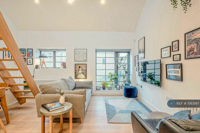 1 Bedroom Semi-Detached House To Rent In London, London, N16