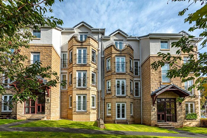 2 Bedroom Flat For Sale In - Weavers Linn, Tweedbank, Galashiels, TD1