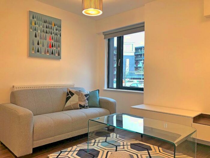 2 Bedroom Apartment To Rent In The Drapery, Fabrick Square, Lombard Street, Digbeth, B12