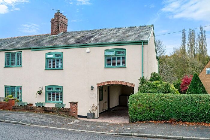 3 Bedroom Semi-Detached House For Sale In River Cottage, Warrington Road, Glazebury, WA3