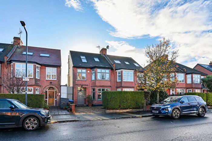 5 Bedroom Semi Detached House For Sale In Hardinge Road, Kensal Rise, London, NW10