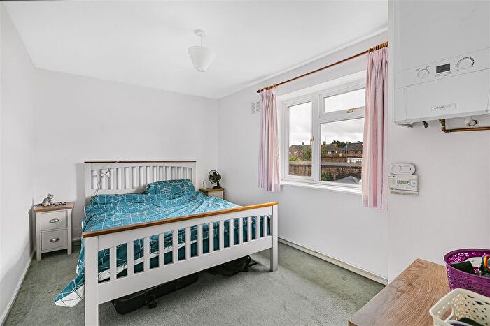 3 Bedroom Terraced House For Sale In Burnett Square, Hertford, SG14