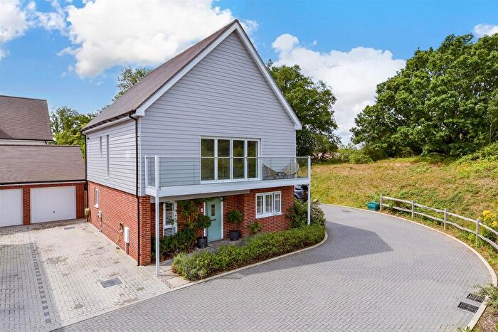 4 Bedroom Detached House For Sale In Lakeside, South Chailey, Lewes, East Sussex, BN8