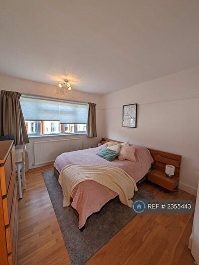 1 Bedroom Flat To Rent In Constantine Road, London, NW3