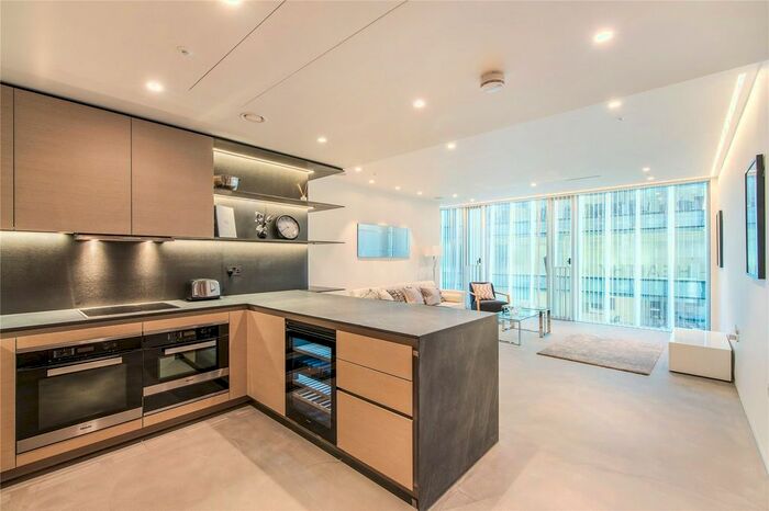 2 Bedroom Flat To Rent In Nova, Buckingham Palace Road, Westminster, London, SW1W