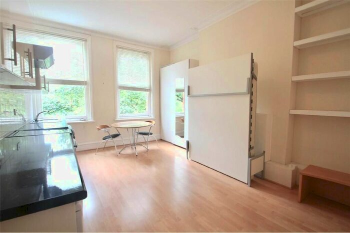 Studio To Rent In Lindfield Gardens, Hampstead, London, NW3