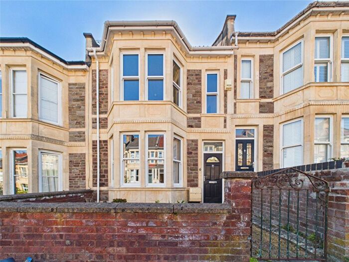 3 Bedroom Terraced House For Sale In Withleigh Road, Knowle, Bristol, BS4