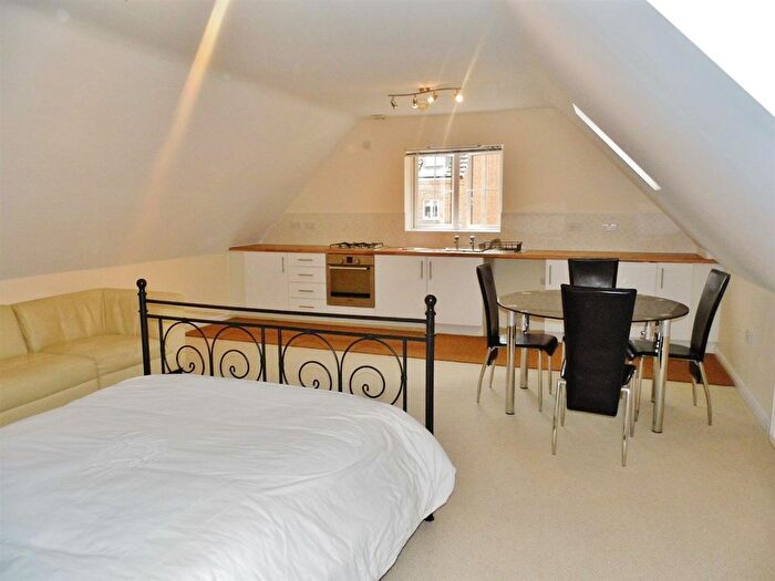 1 Bedroom Flat To Rent In Poundgate Lane, Westwood Heath, Coventry, CV4