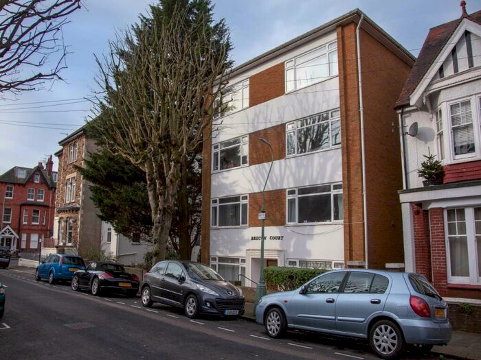 Studio To Rent In Brecon Court, Selborne Place, Hove, BN3
