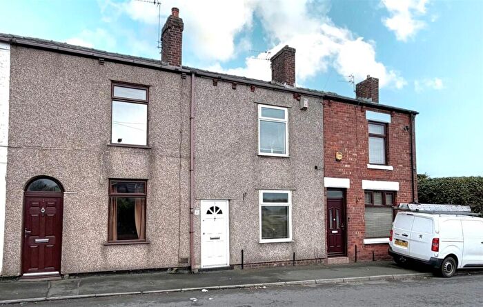 2 Bedroom Terraced House For Sale In Platt Lane, Westhoughton, Bolton, BL5