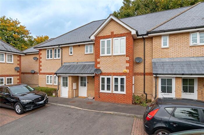 2 Bedroom Flat To Rent In Jasmine Court, Maidstone, ME16