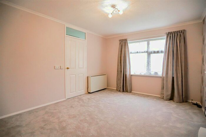 1 Bedroom Flat To Rent In Candlemakers Court, Clitheroe BB7