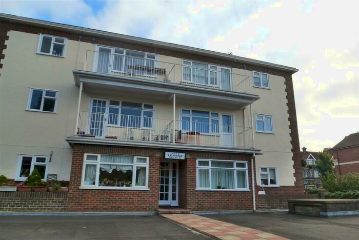 2 Bedroom Flat To Rent In Dyke Road, Brighton, BN1